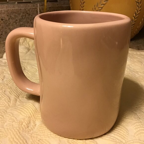 NWOT Rae Dunn Pink Queen Bee Mug - Picture 2 of 4